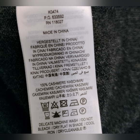 EUC! Boden Classic Cashmere Gray Women's Sweater. Size S - Picture 5 of 6